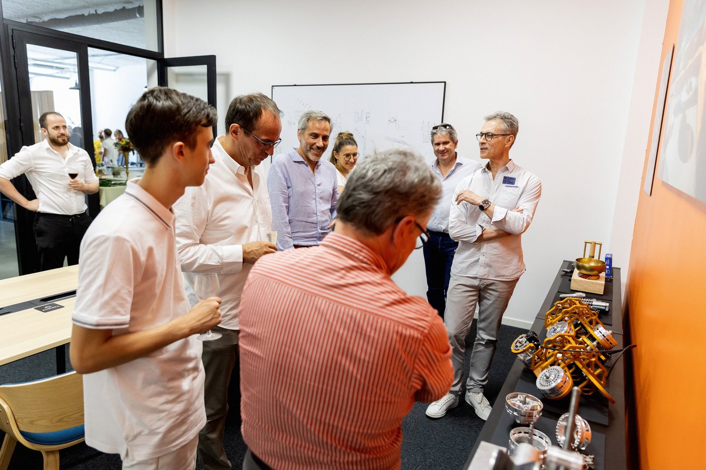 Esprit d'équipe — L'équipe au complet