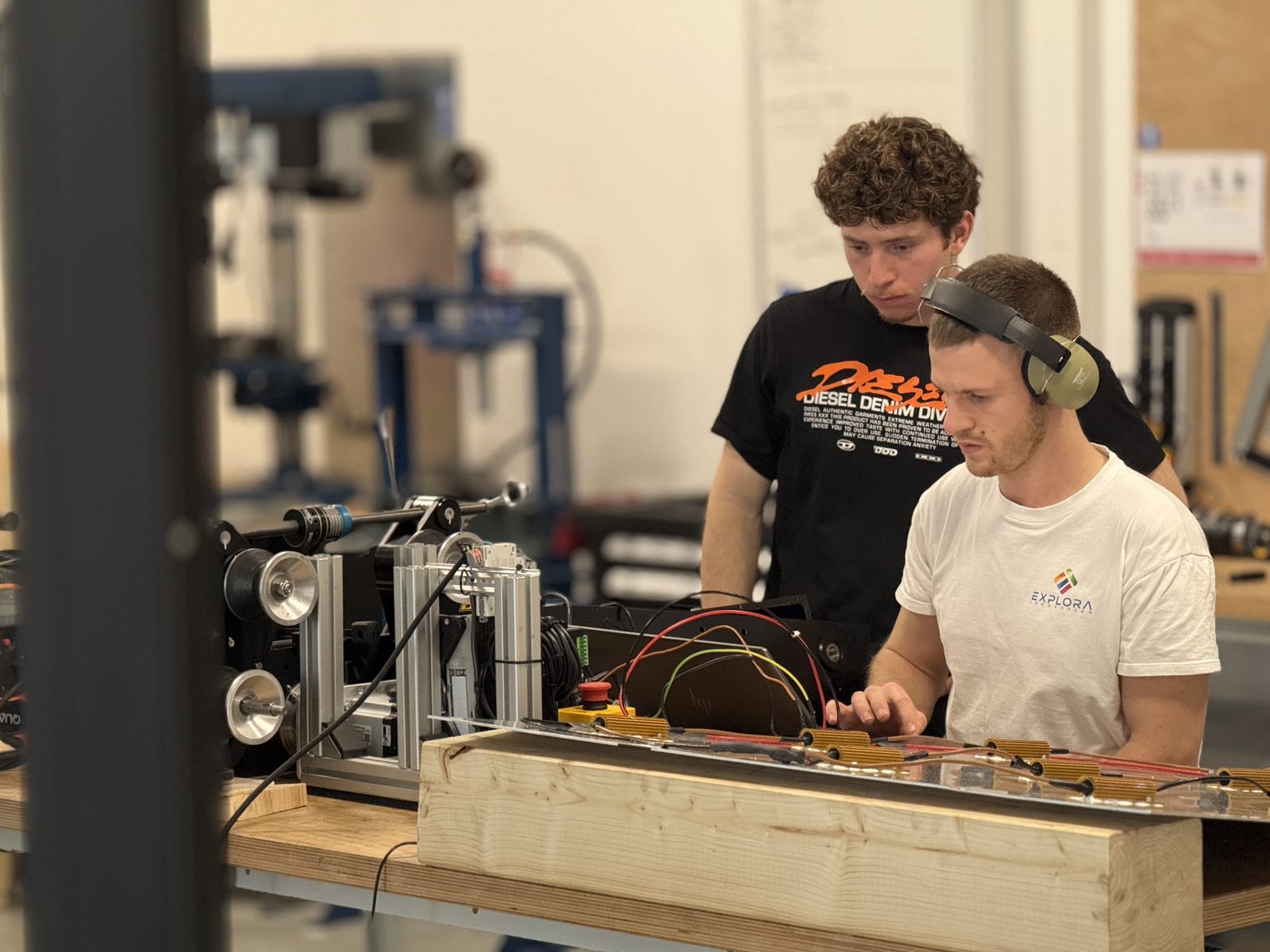 Tests électronique et motorisation en laboratoire