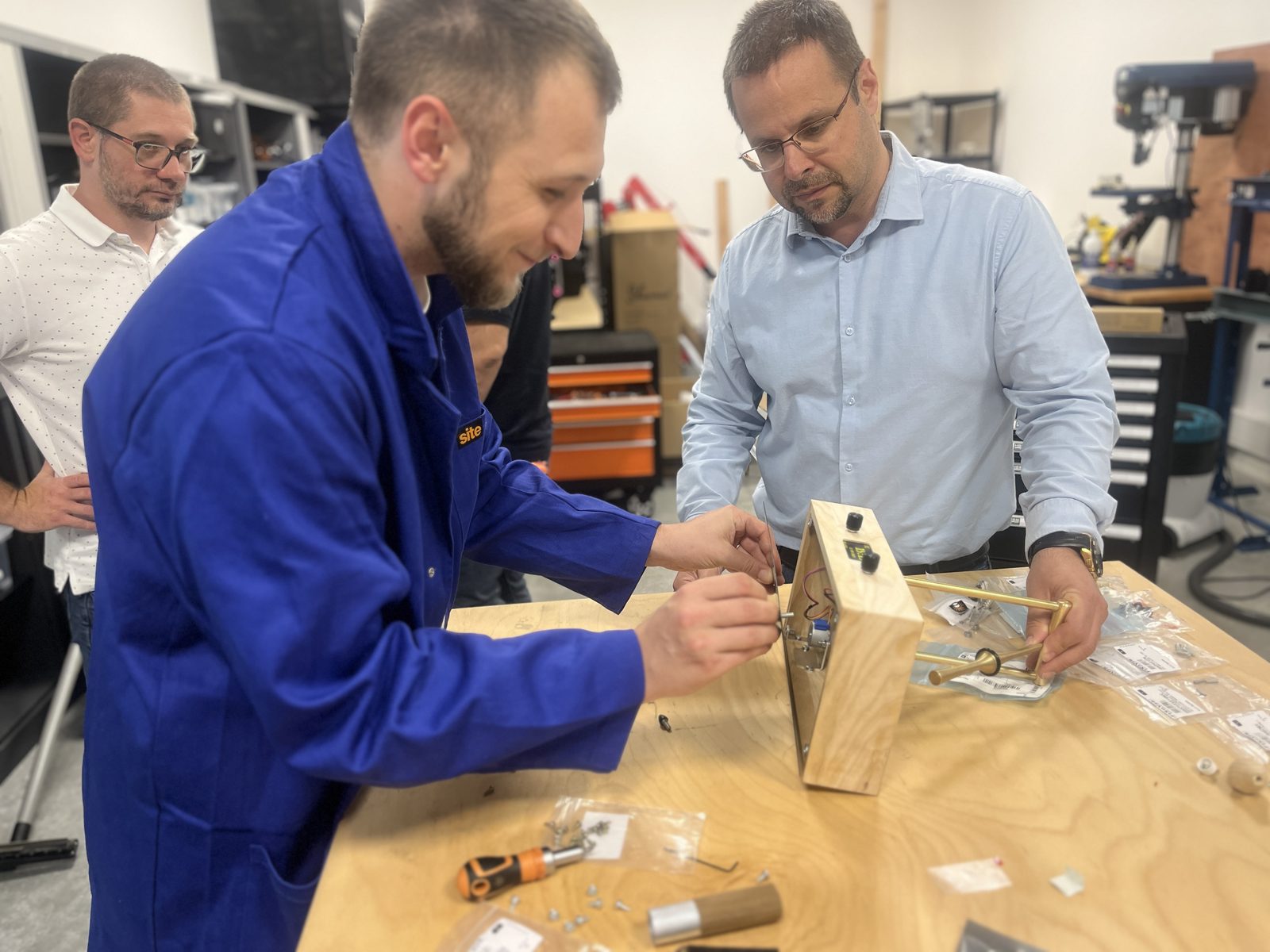 Détail du balancier laiton